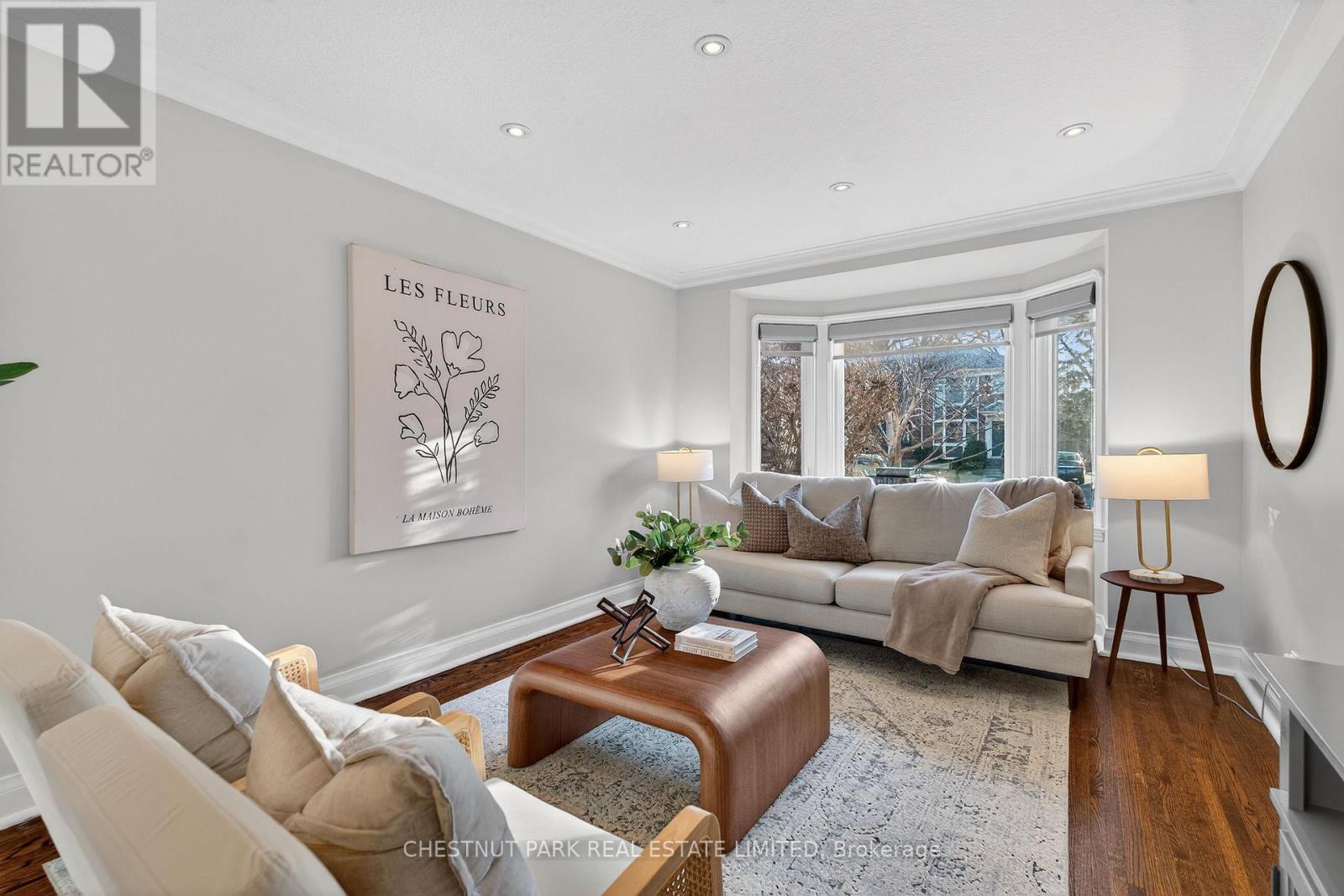 505 Sutherland Drive, Toronto, Ontario  M4G 1K9 - Photo 6 - C12973500