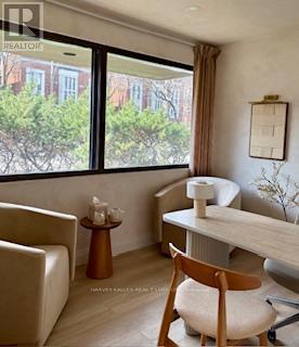 Room 1 - 315 Avenue Road, Toronto, Ontario  M4V 2H2 - Photo 2 - C12973502