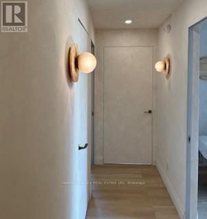 Room 1 - 315 Avenue Road, Toronto, Ontario  M4V 2H2 - Photo 3 - C12973502