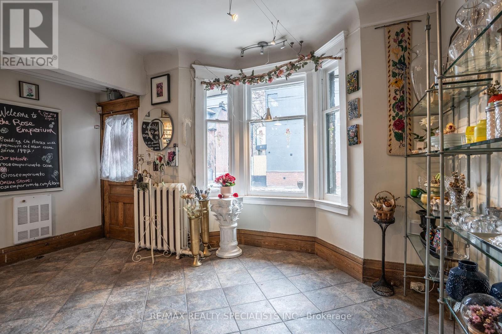 204 Dupont Street, Toronto, Ontario  M5R 2E6 - Photo 3 - C12973540