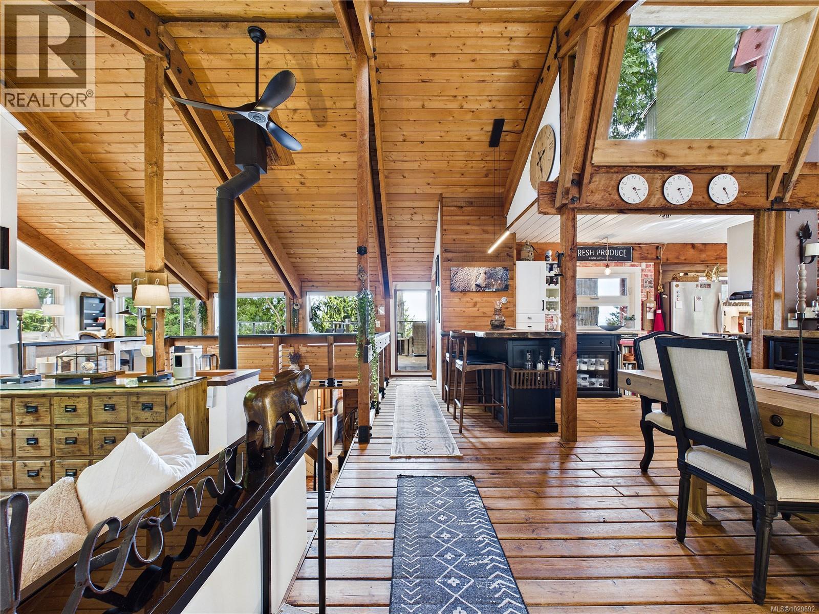 182 Devine Dr, Salt Spring, British Columbia V8K 2H5 - Photo 3 - 1029692