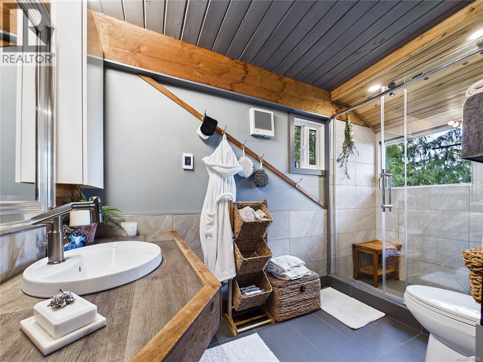 182 Devine Dr, Salt Spring, British Columbia V8K 2H5 - Photo 42 - 1029692