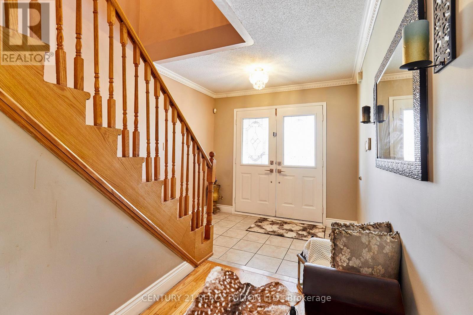 56 Havenlea Road, Toronto, Ontario  M1X 1T2 - Photo 3 - E12973354