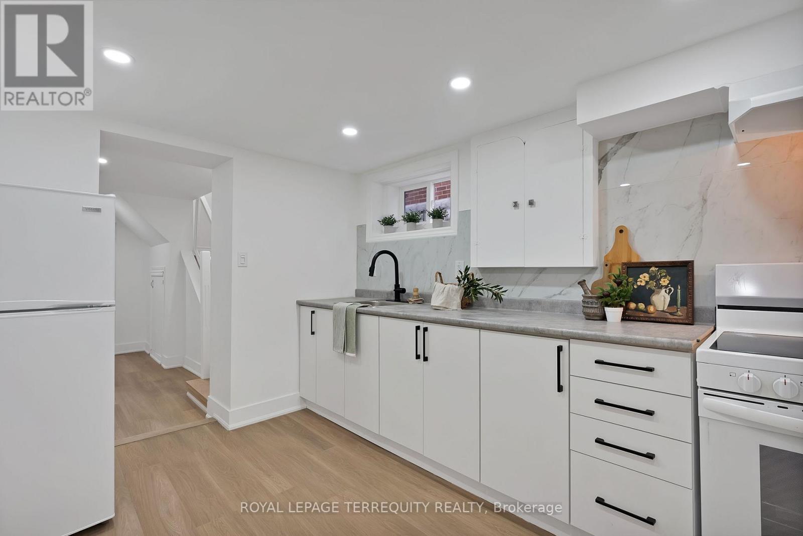 40 Leroy Avenue, Toronto, Ontario  M4J 4G8 - Photo 36 - E12973440