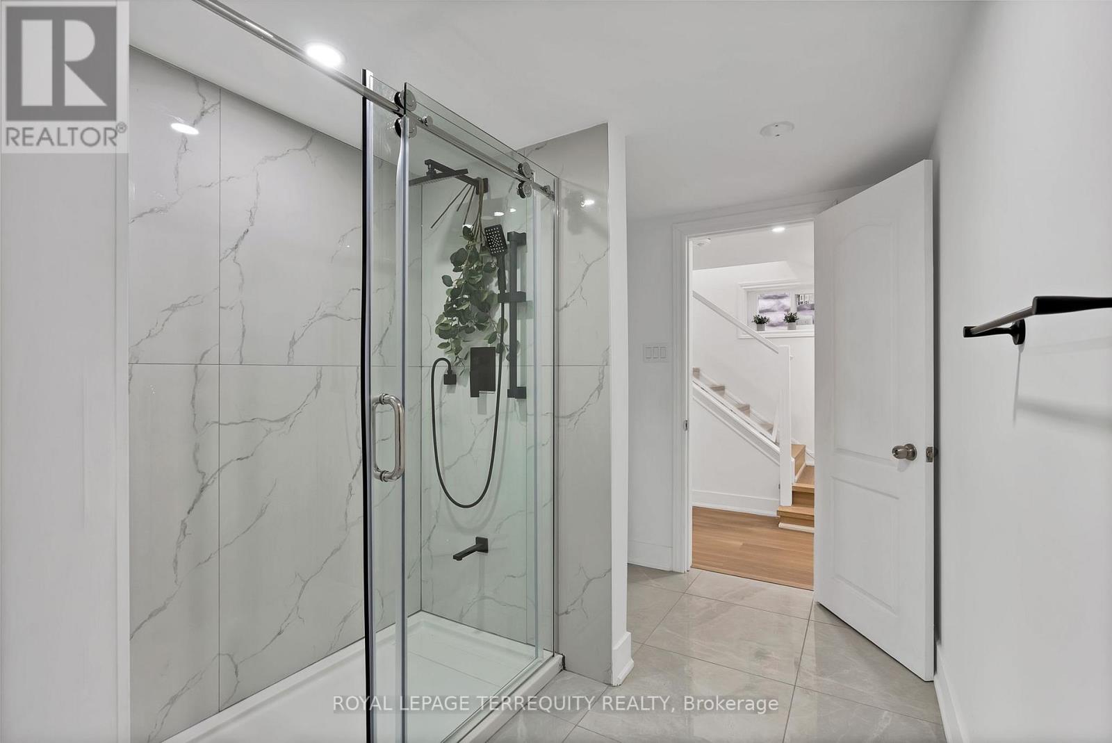 40 Leroy Avenue, Toronto, Ontario  M4J 4G8 - Photo 39 - E12973440