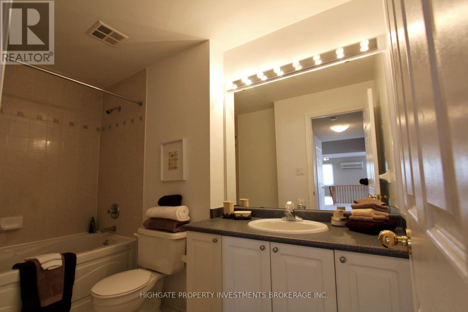 83 - 151 Townsgate Drive, Vaughan, Ontario  L4J 8J7 - Photo 14 - N12973356