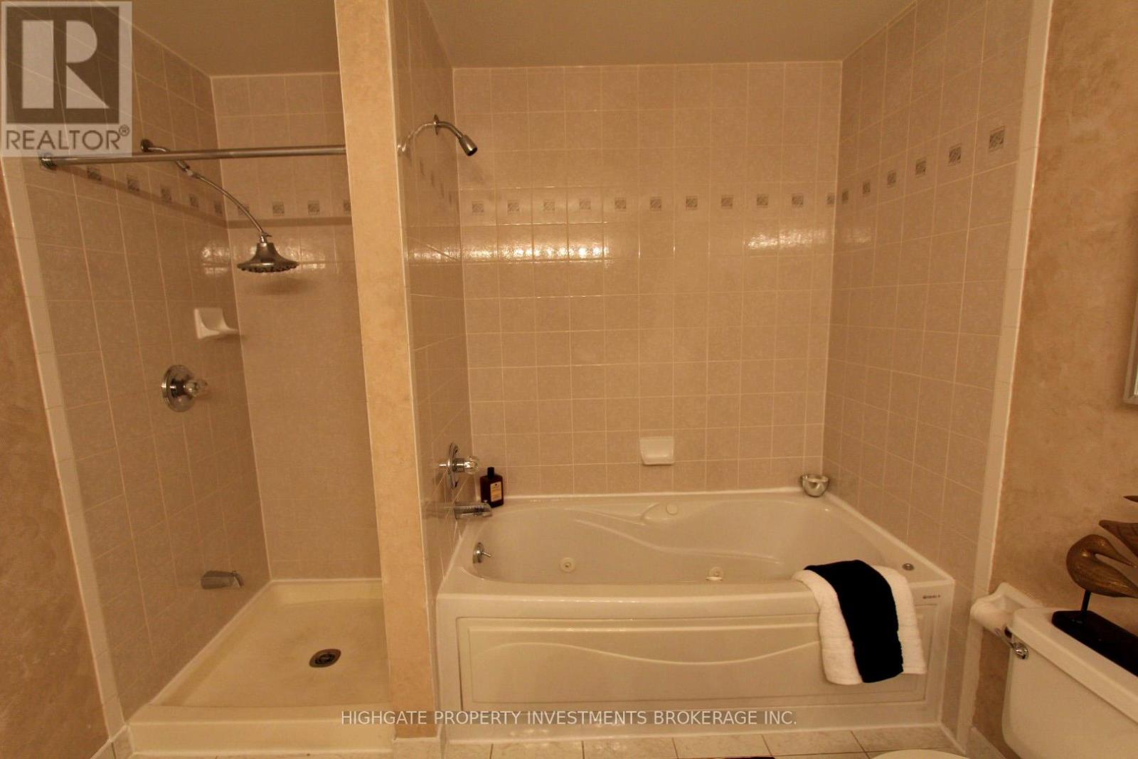 83 - 151 Townsgate Drive, Vaughan, Ontario  L4J 8J7 - Photo 19 - N12973356