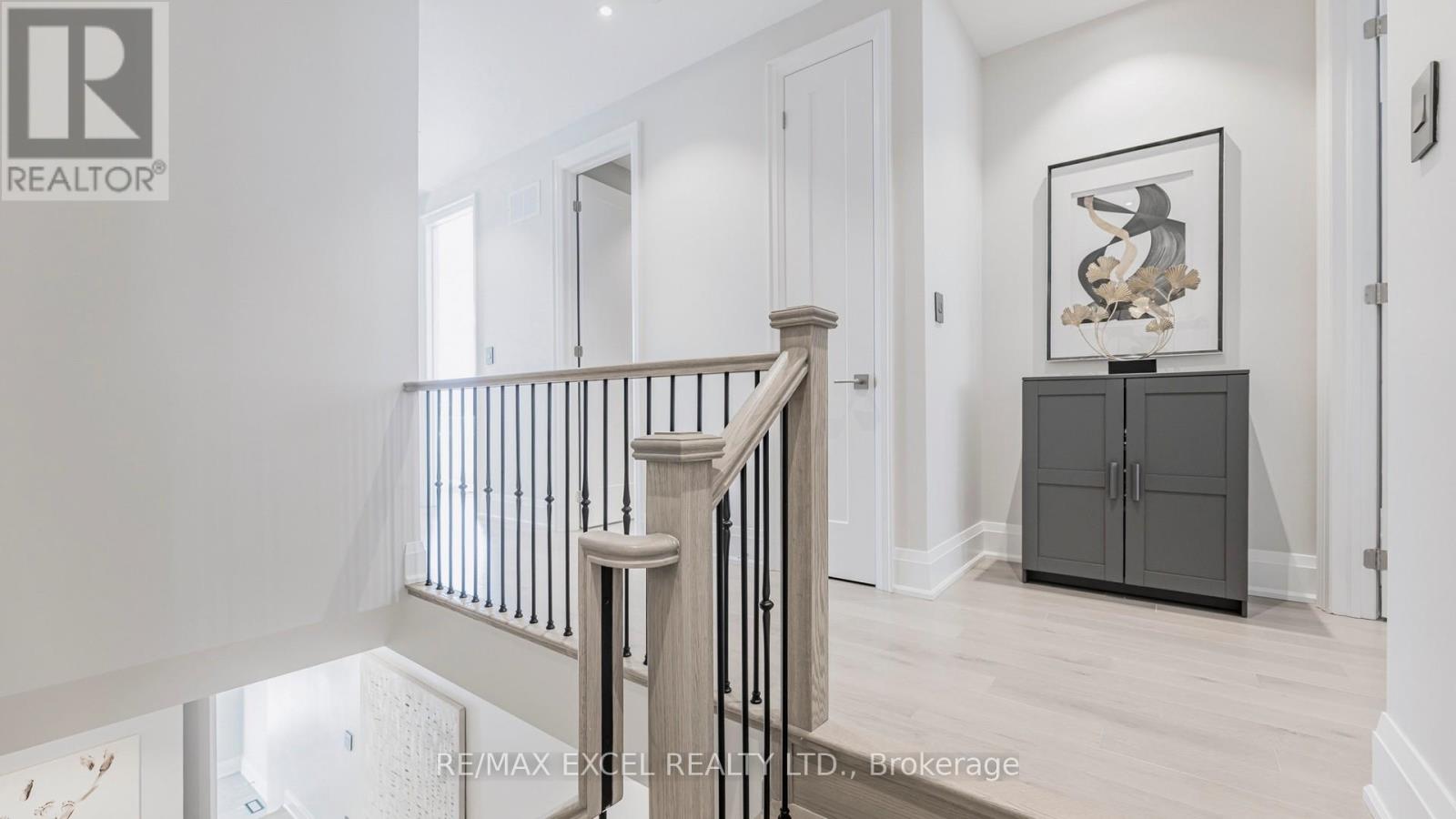 74 Tempel Street, Richmond Hill, Ontario  L4E 1K6 - Photo 37 - N12973410