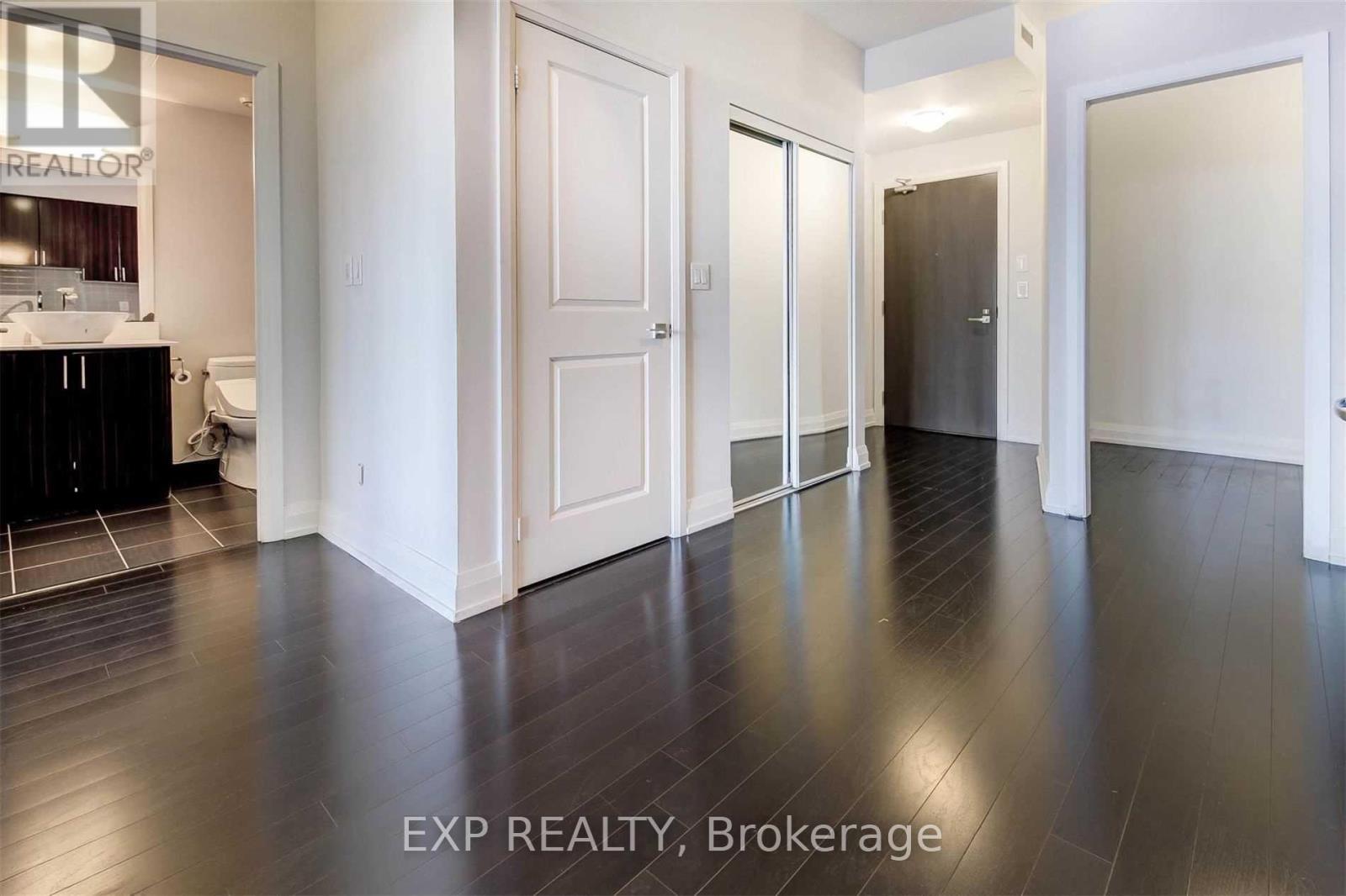 2333 - 7161 Yonge Street, Markham, Ontario  L3T 0C8 - Photo 2 - N12973430