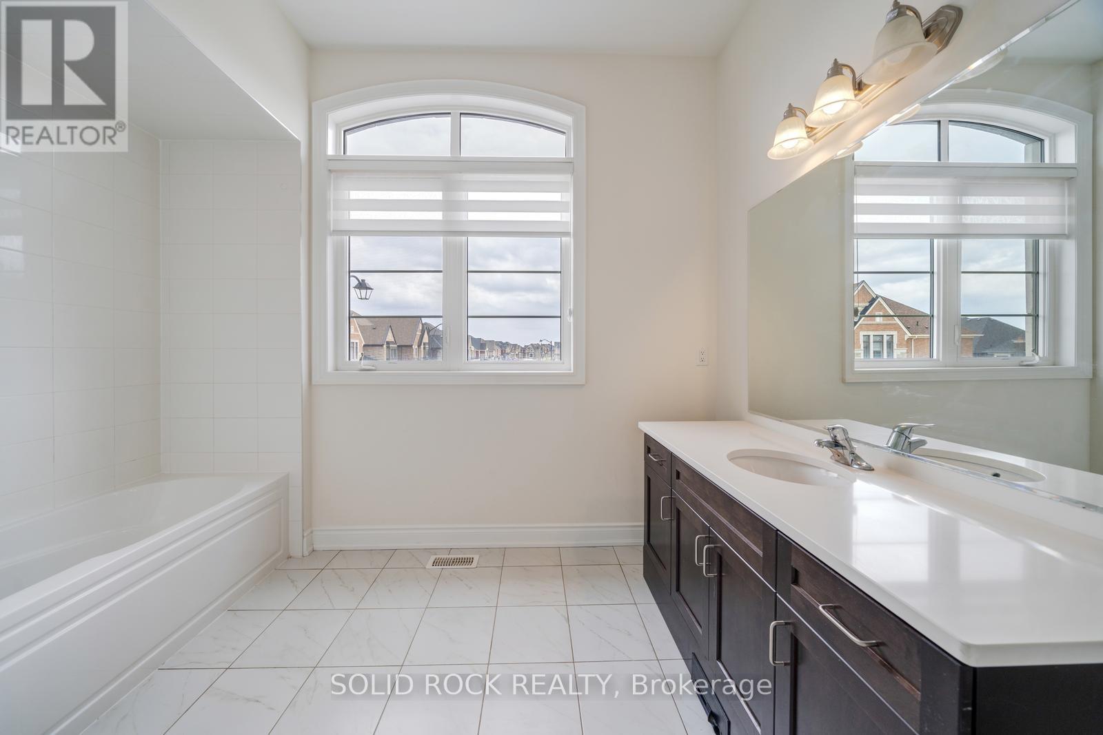 59 Luang Street, Vaughan, Ontario  L4H 4W5 - Photo 31 - N12973488