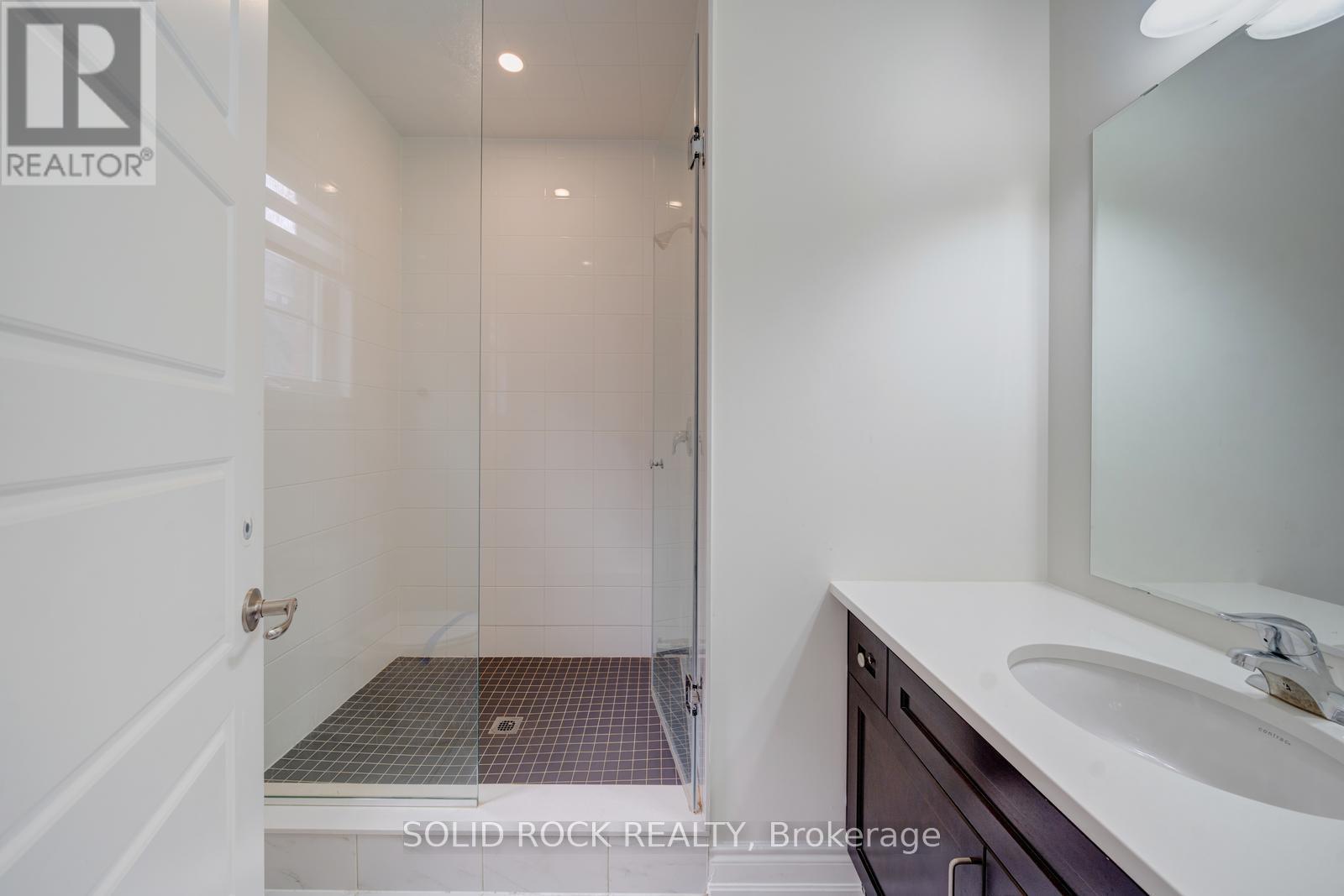 59 Luang Street, Vaughan, Ontario  L4H 4W5 - Photo 37 - N12973488