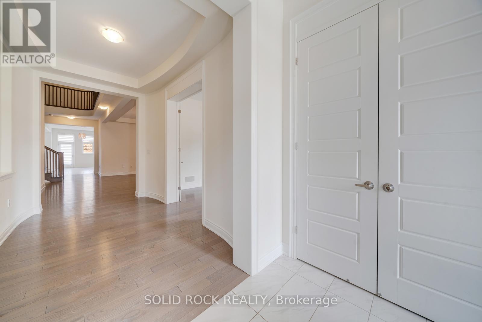 59 Luang Street, Vaughan, Ontario  L4H 4W5 - Photo 5 - N12973488