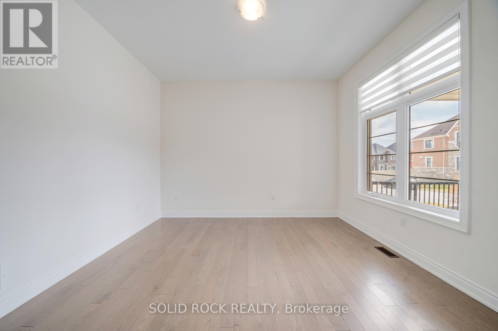 59 Luang Street, Vaughan, Ontario  L4H 4W5 - Photo 6 - N12973488