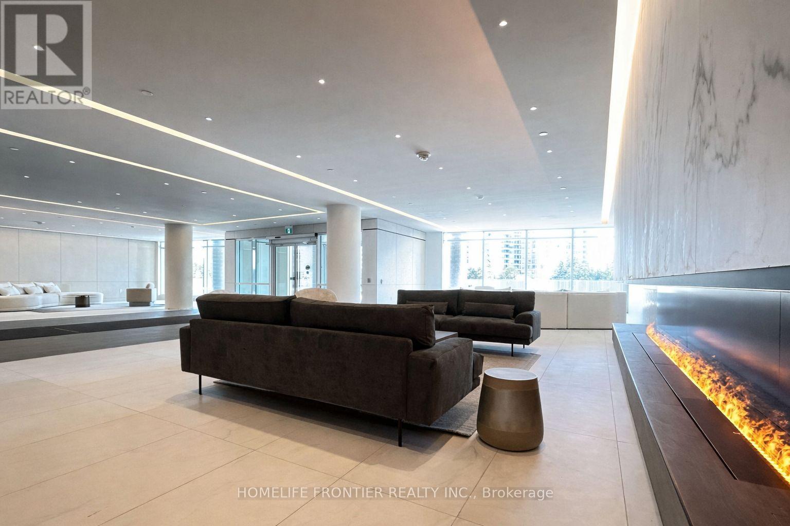 2607 - 30 Upper Mall Way, Vaughan, Ontario  L4J 0L7 - Photo 4 - N12973516