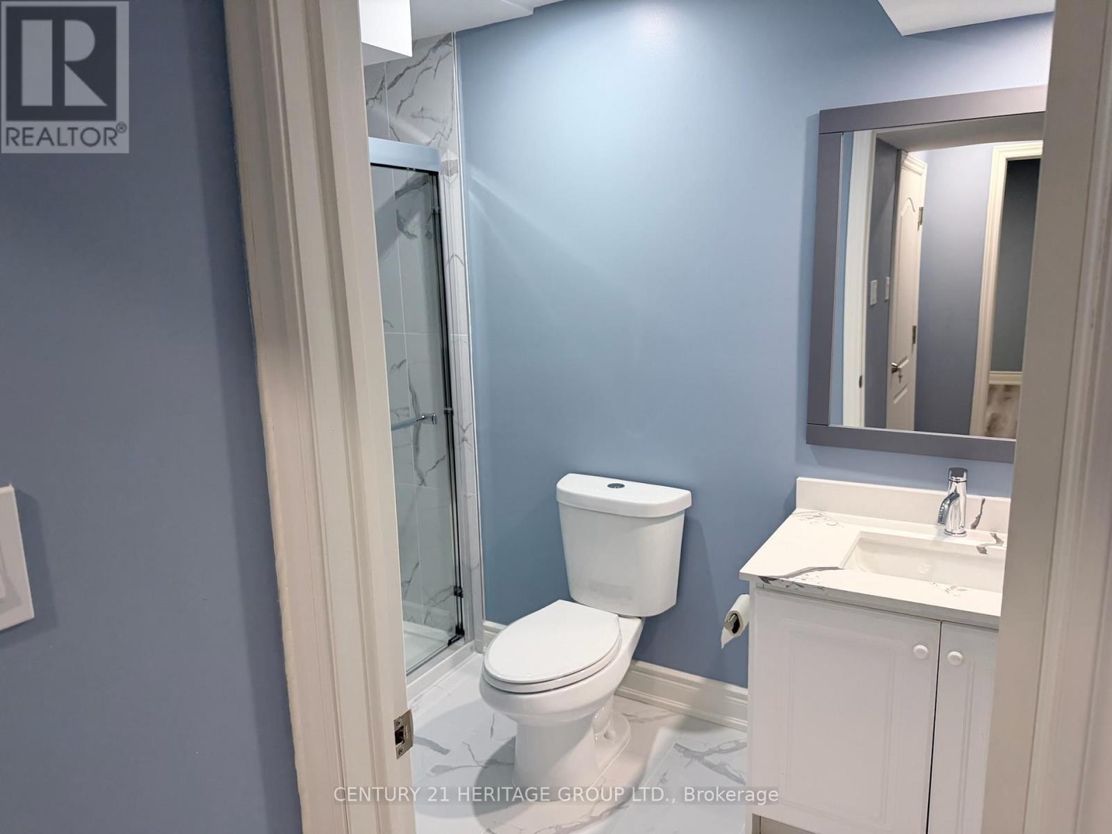 118 Sunridge Street, Richmond Hill, Ontario  L4E 3Z2 - Photo 14 - N12973532