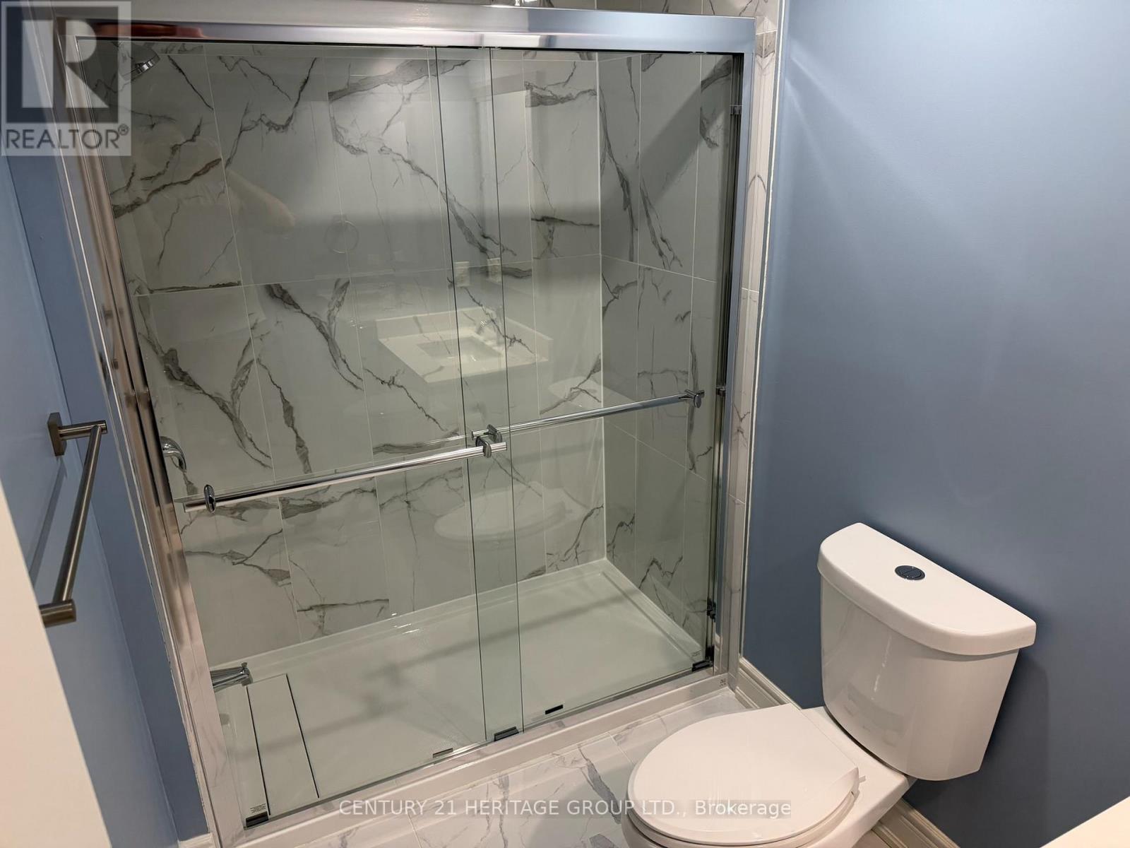 118 Sunridge Street, Richmond Hill, Ontario  L4E 3Z2 - Photo 15 - N12973532