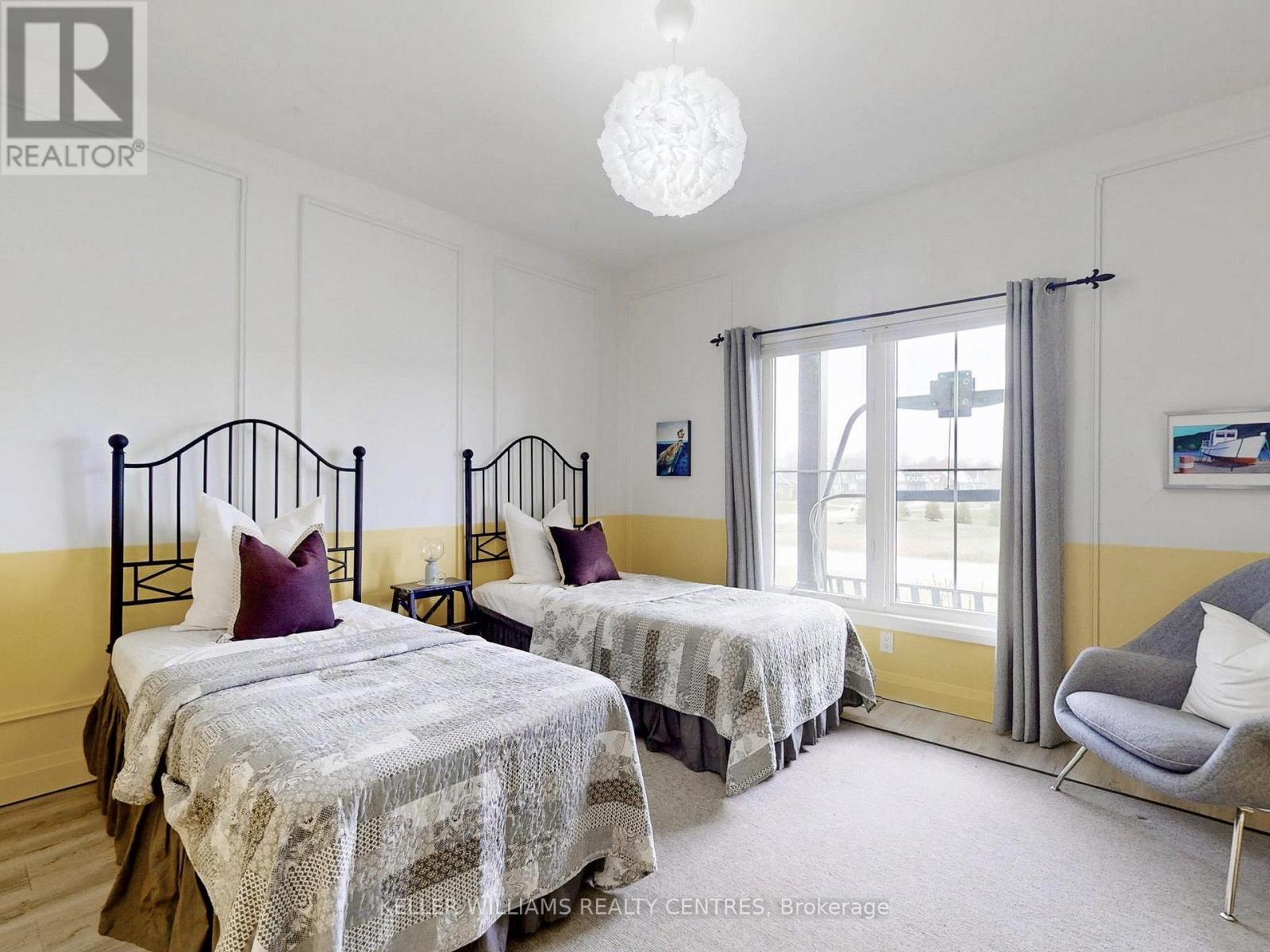 2 Thoroughbred Drive, Oro-Medonte, Ontario  L0K 1E0 - Photo 15 - S12973366