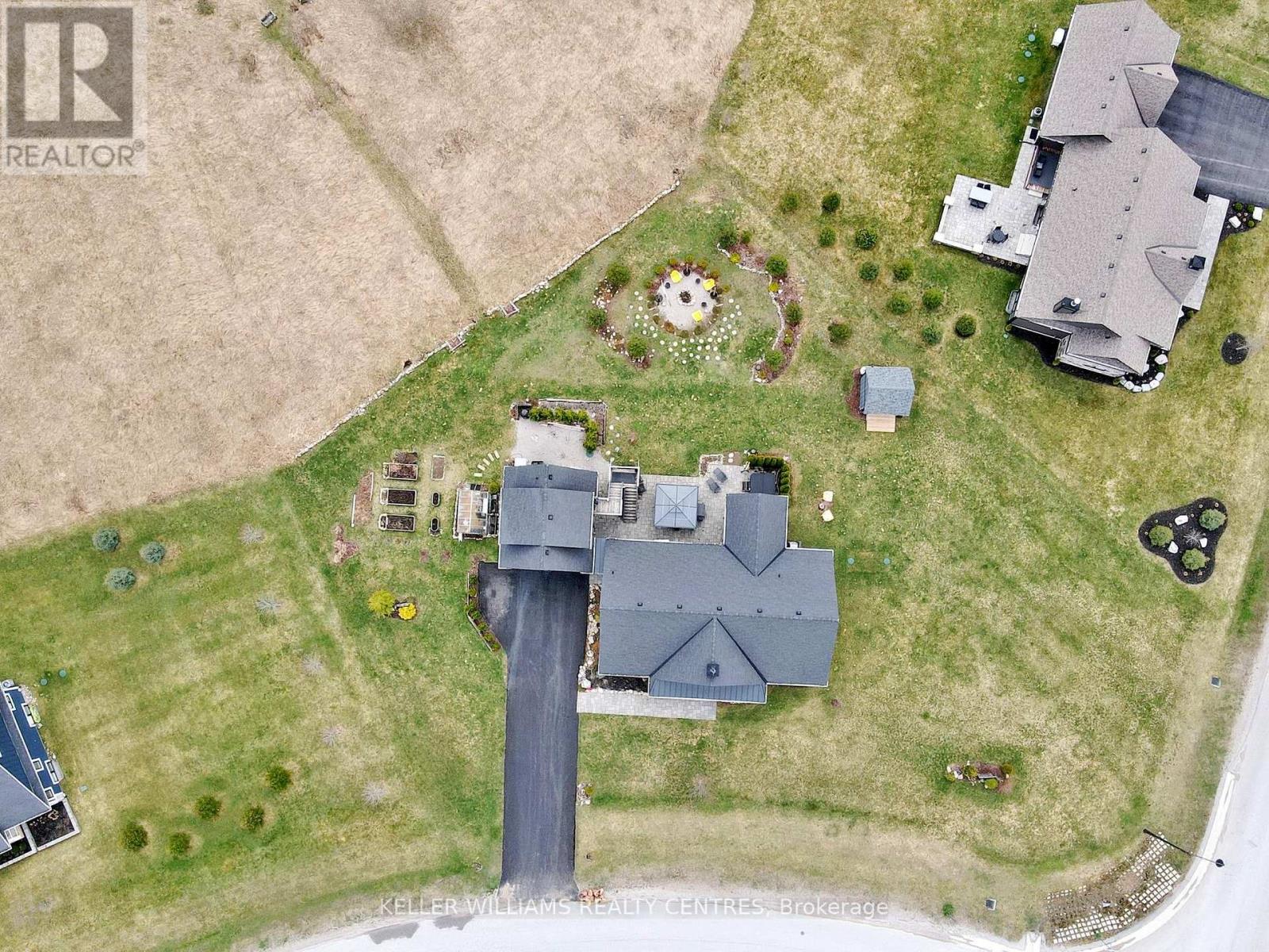 2 Thoroughbred Drive, Oro-Medonte, Ontario  L0K 1E0 - Photo 27 - S12973366