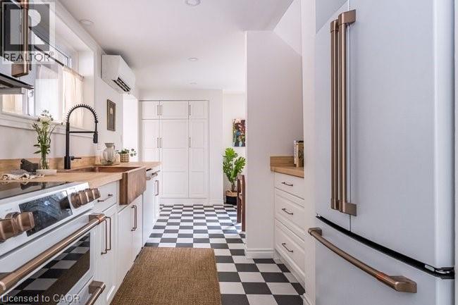 14 Reginald Street, Hamilton, Ontario  L8P 3X9 - Photo 12 - 40817582