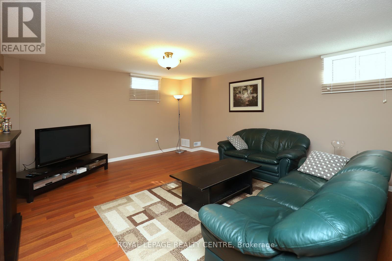 57 Royal Orchard Drive, Brampton, Ontario  L6X 4M5 - Photo 20 - W12973332