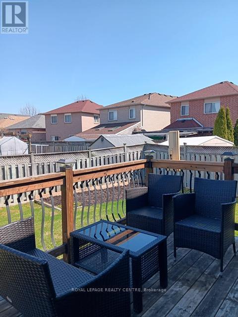 57 Royal Orchard Drive, Brampton, Ontario  L6X 4M5 - Photo 27 - W12973332