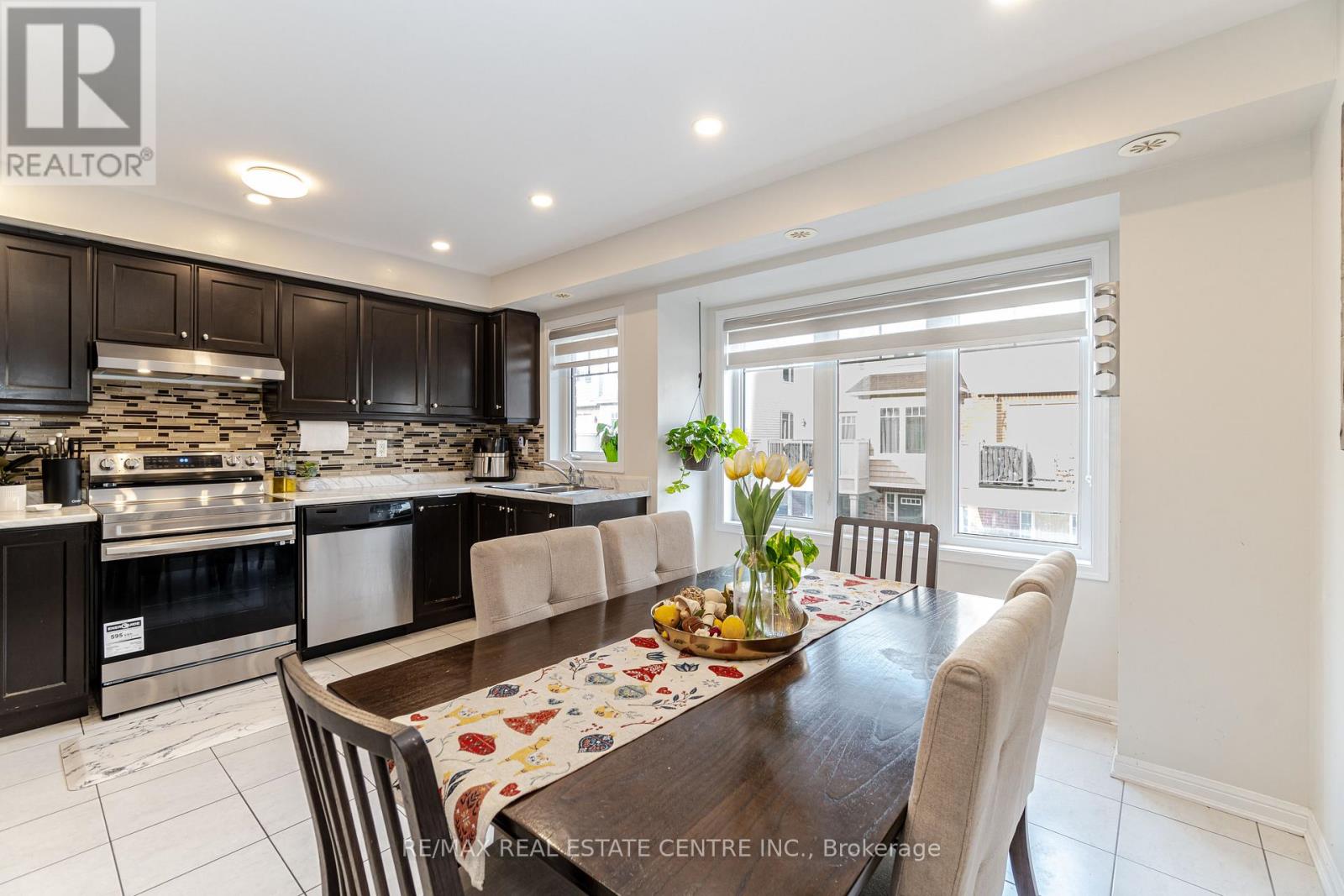 26 - 6020 Derry Street, Milton, Ontario  L9T 8L6 - Photo 10 - W12973400