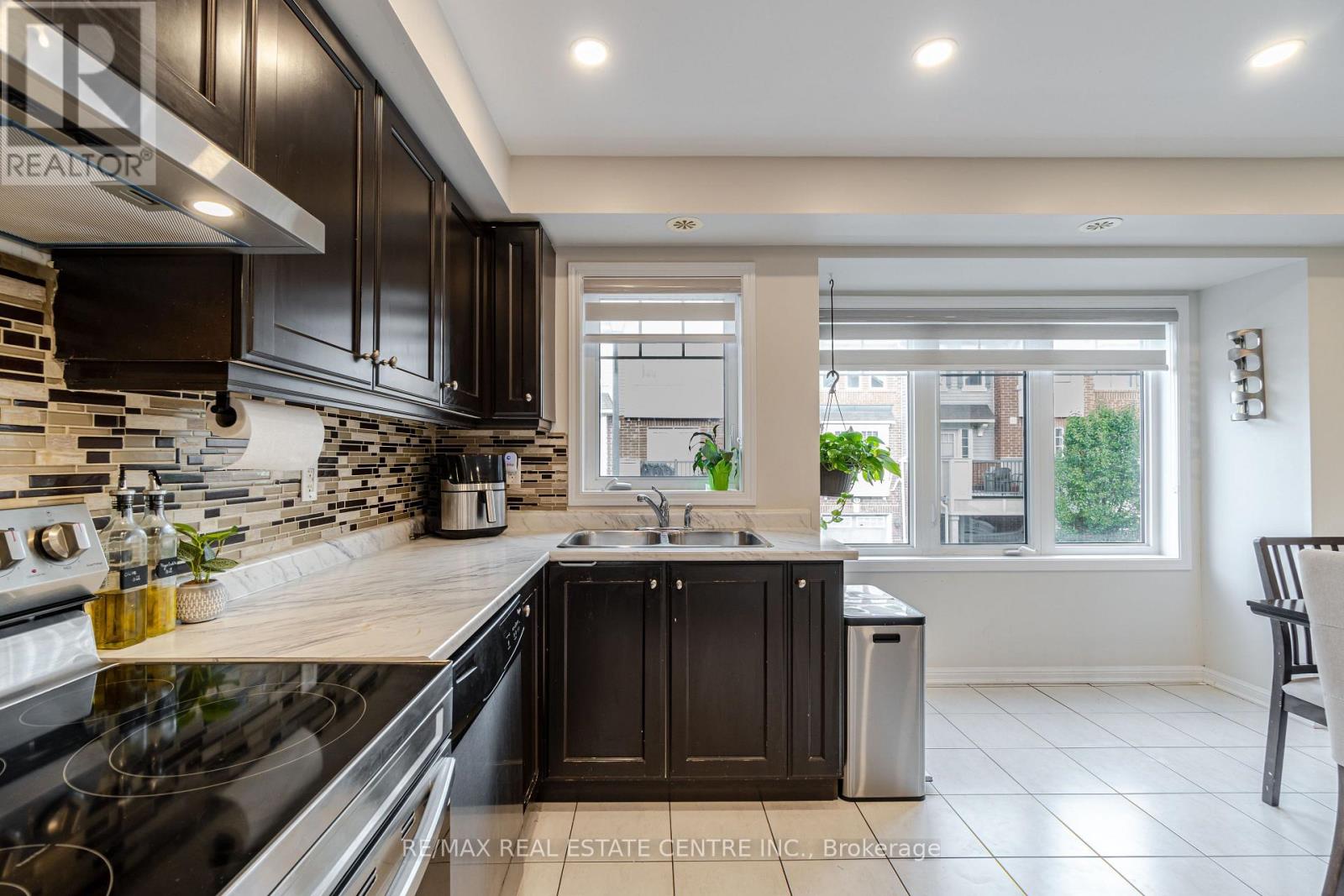 26 - 6020 Derry Street, Milton, Ontario  L9T 8L6 - Photo 13 - W12973400