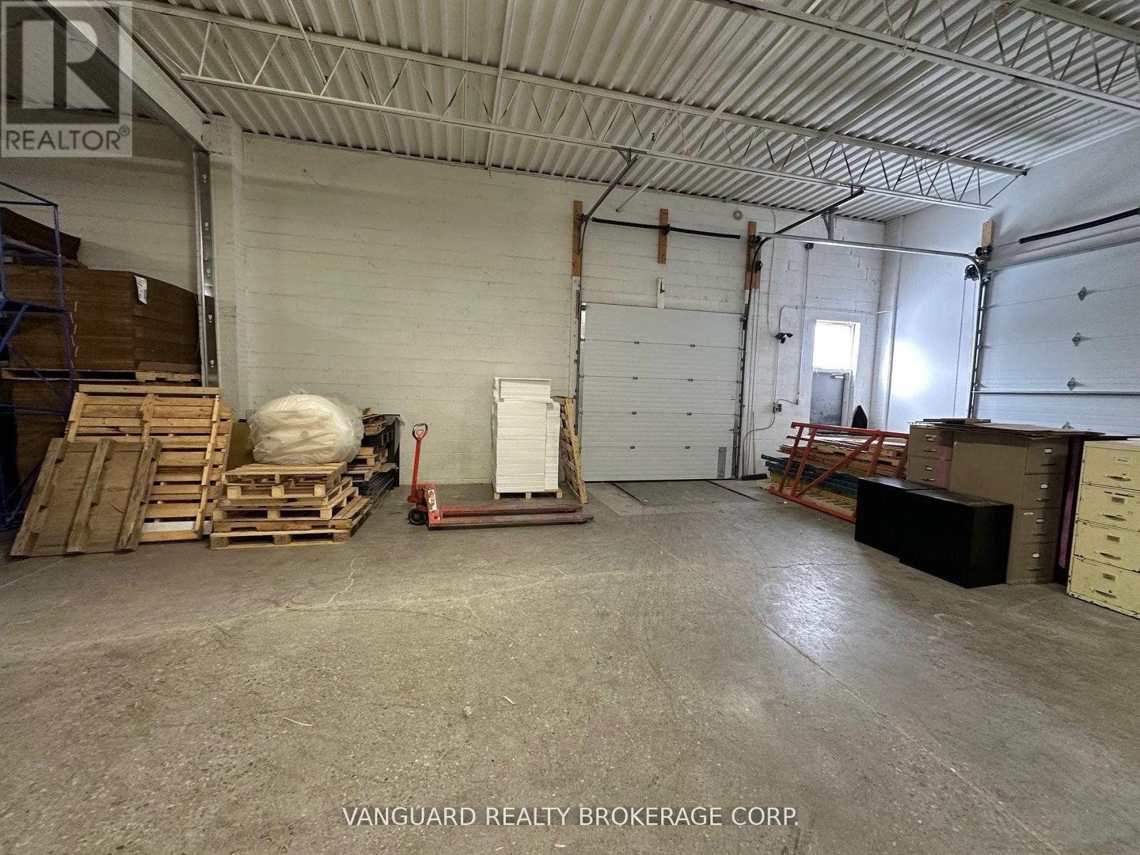 156 Milvan Drive, Toronto, Ontario  M9L 1Z9 - Photo 2 - W12973416