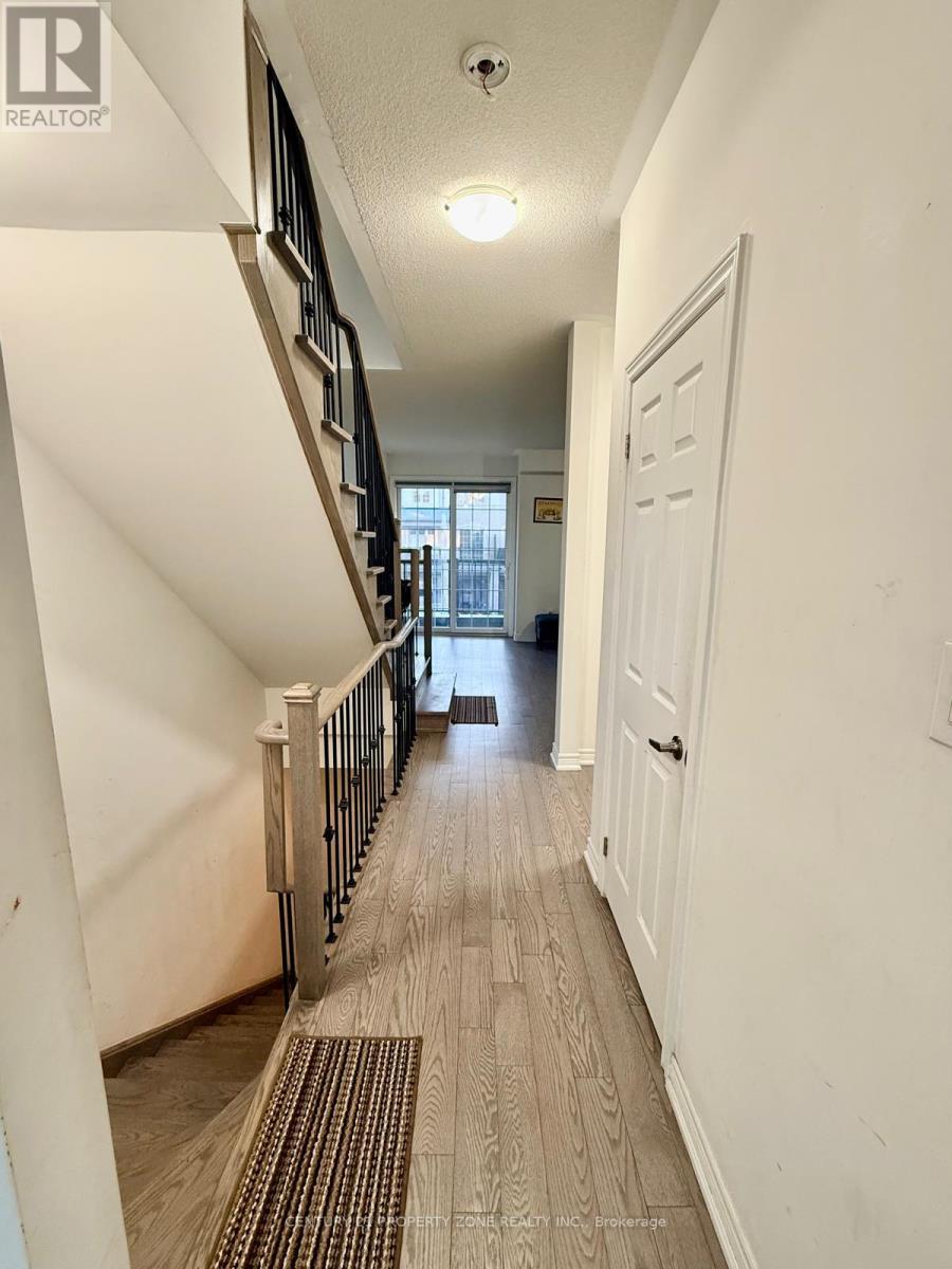 Upper - 41 Hashmi Place, Brampton, Ontario  L6Y 6J9 - Photo 8 - W12973452