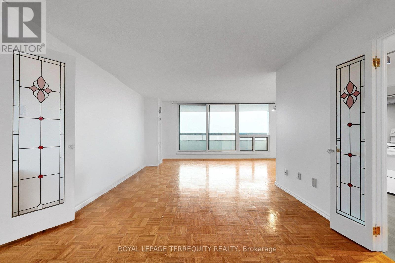 1408 - 100 Quebec Avenue W, Toronto, Ontario  M6P 4B8 - Photo 11 - W12973518