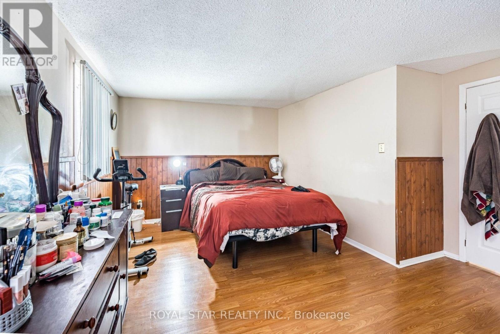 99 - 105 Hansen Road N, Brampton, Ontario  L6V 3C9 - Photo 15 - W12973574
