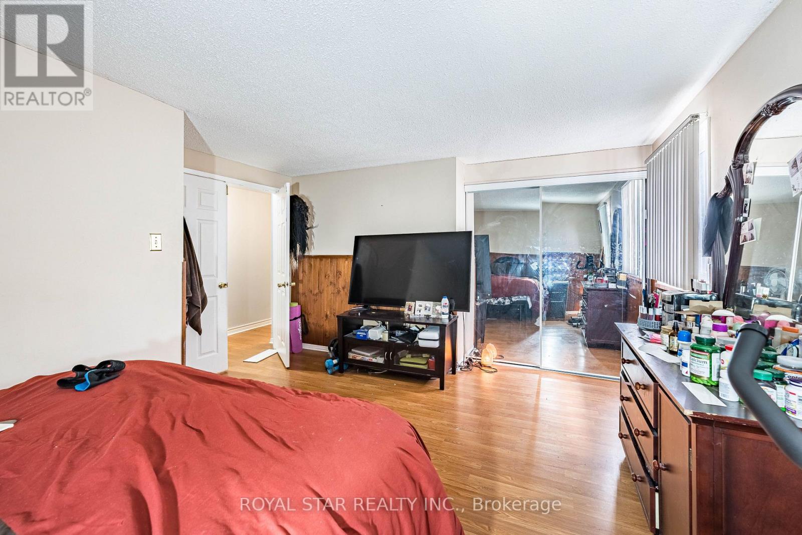 99 - 105 Hansen Road N, Brampton, Ontario  L6V 3C9 - Photo 16 - W12973574