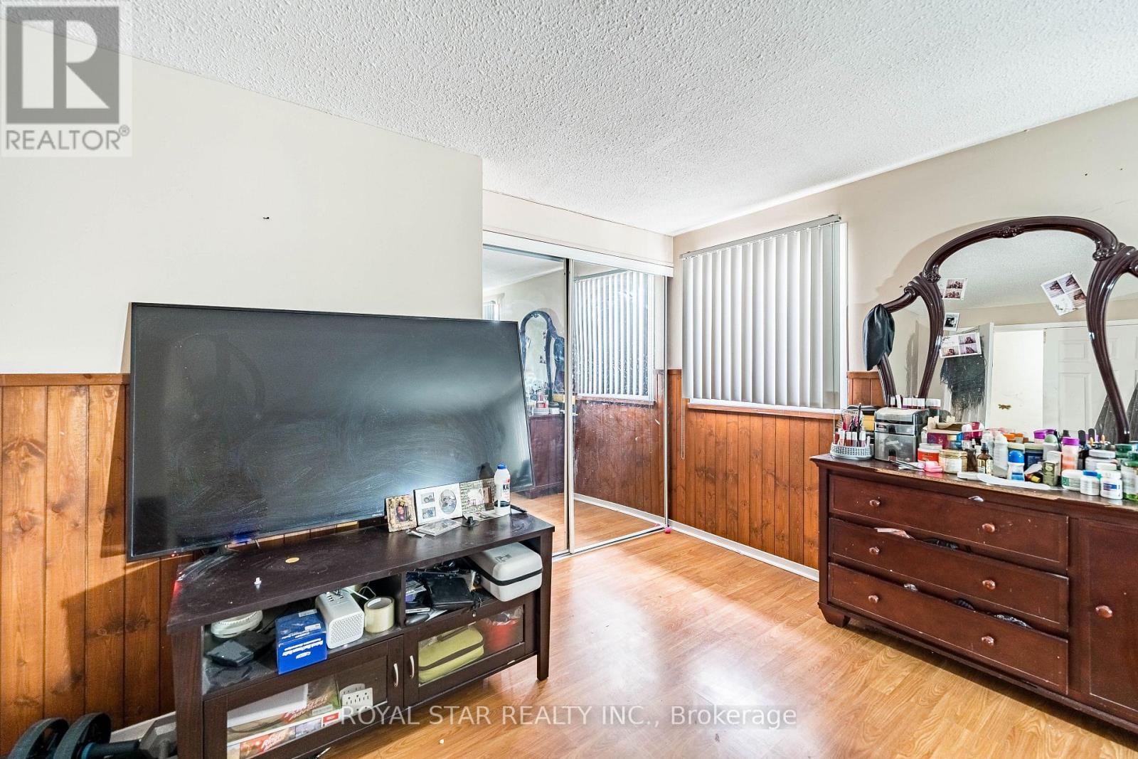 99 - 105 Hansen Road N, Brampton, Ontario  L6V 3C9 - Photo 17 - W12973574