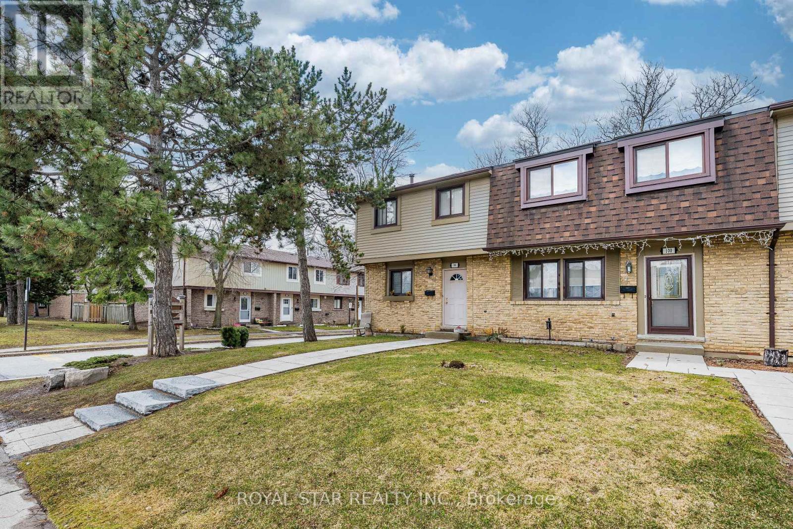 99 - 105 Hansen Road N, Brampton, Ontario  L6V 3C9 - Photo 35 - W12973574