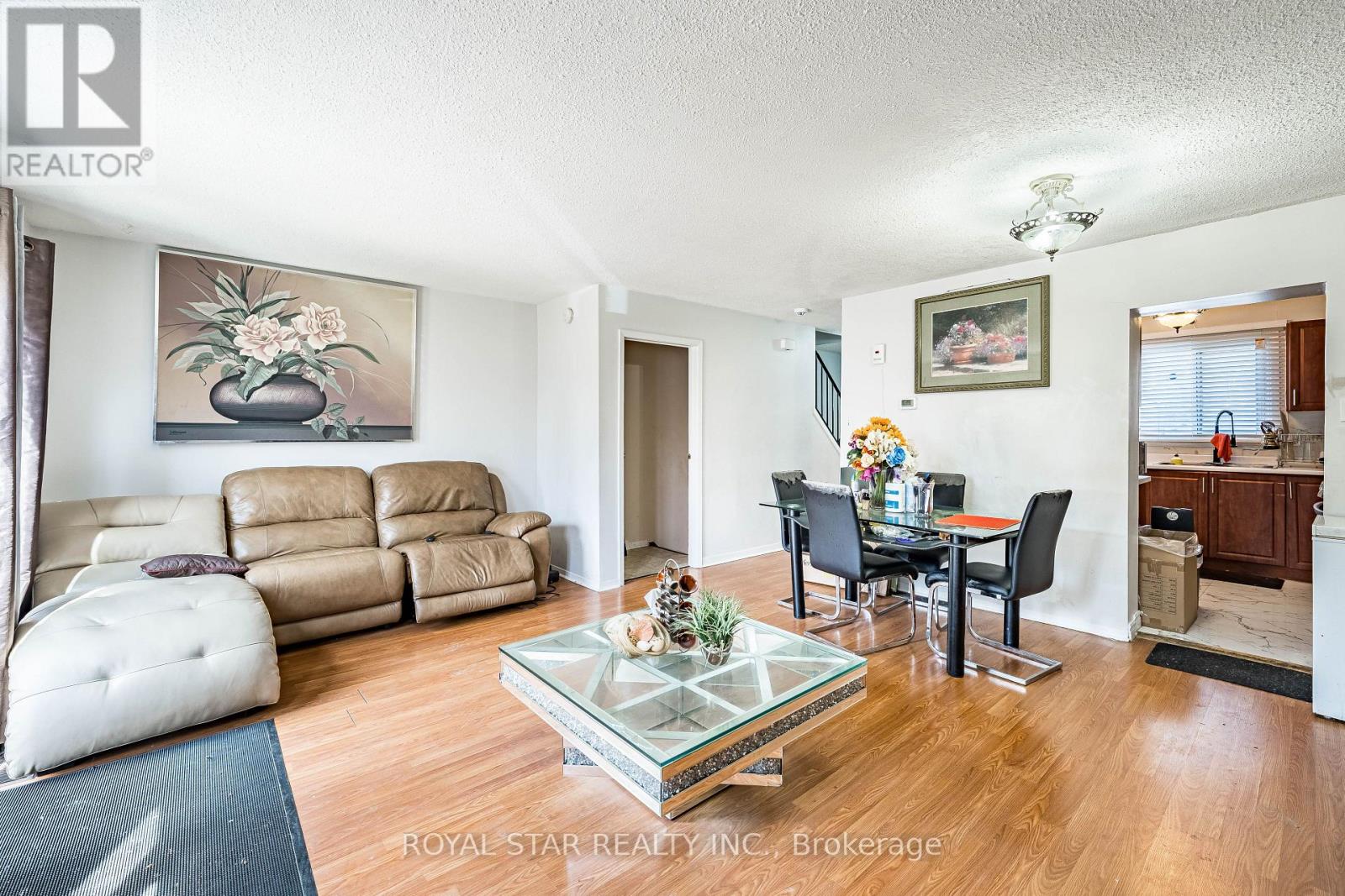 99 - 105 Hansen Road N, Brampton, Ontario  L6V 3C9 - Photo 6 - W12973574