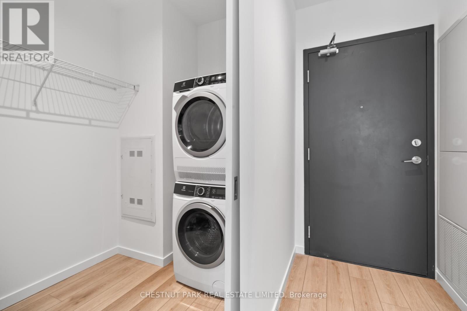 813 - 7 Smith Crescent, Toronto, Ontario  M8Z 0G3 - Photo 24 - W12973576