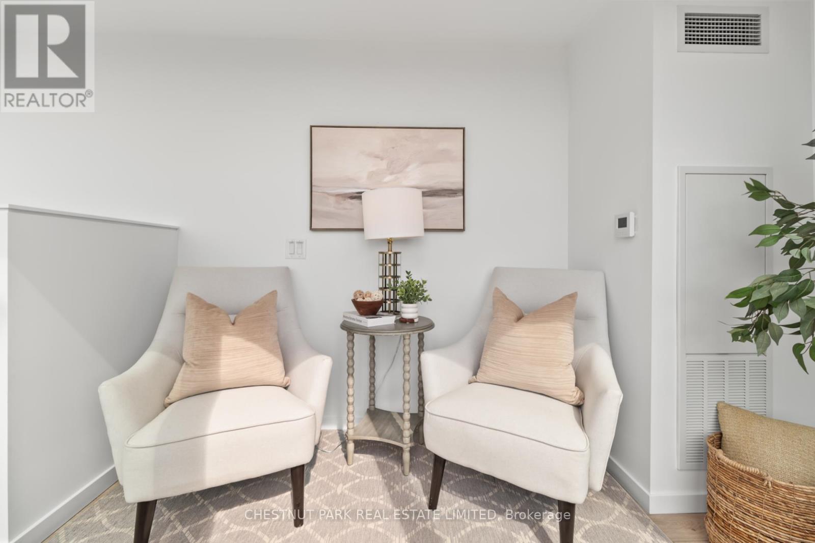 813 - 7 Smith Crescent, Toronto, Ontario  M8Z 0G3 - Photo 27 - W12973576