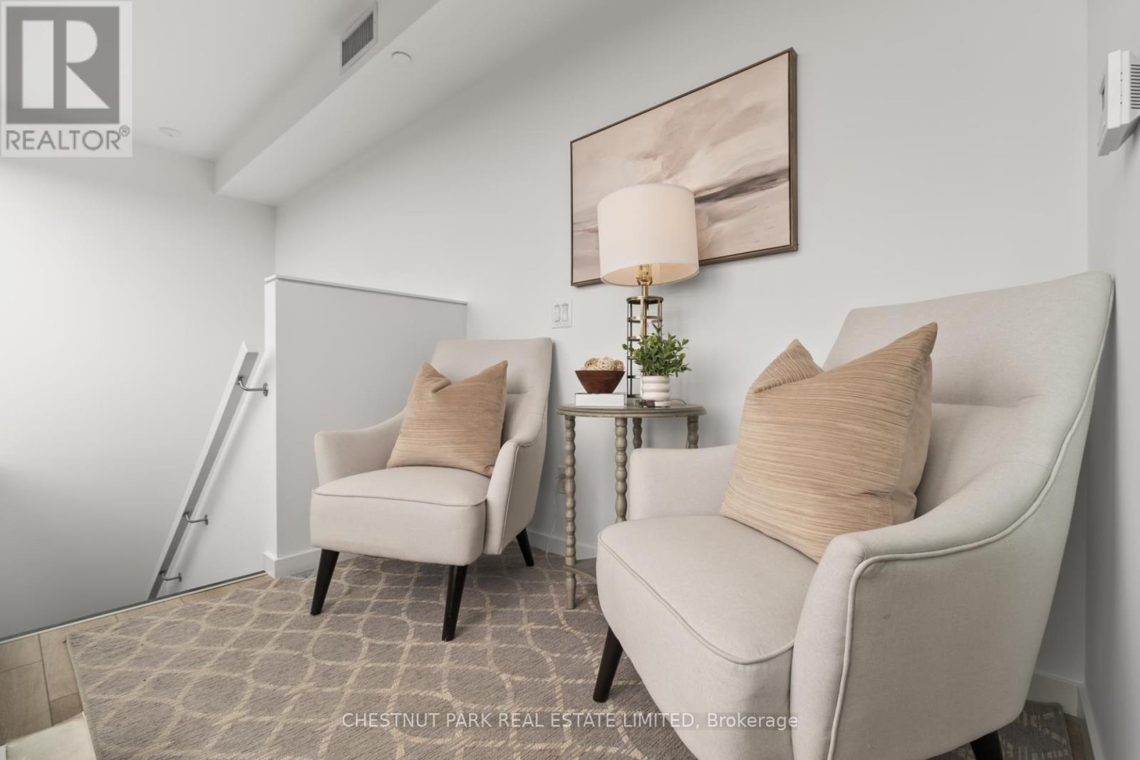 813 - 7 Smith Crescent, Toronto, Ontario  M8Z 0G3 - Photo 28 - W12973576