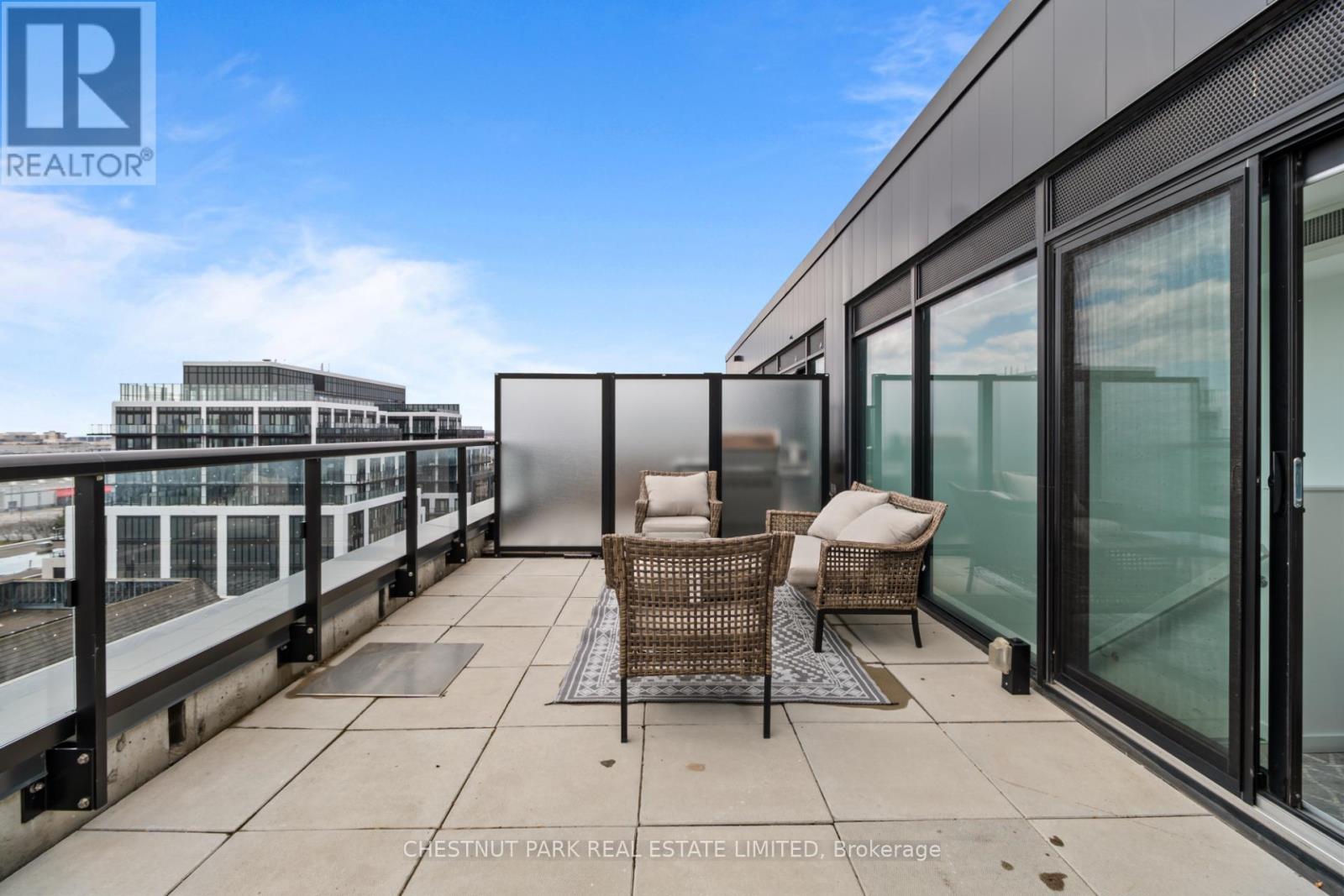 813 - 7 Smith Crescent, Toronto, Ontario  M8Z 0G3 - Photo 29 - W12973576