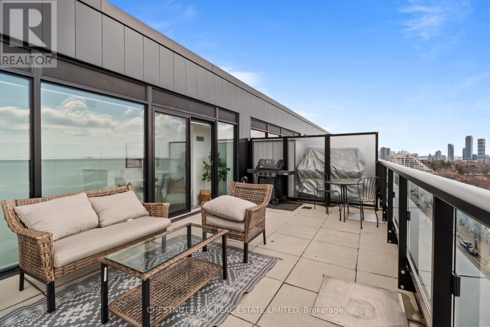 813 - 7 Smith Crescent, Toronto, Ontario  M8Z 0G3 - Photo 31 - W12973576