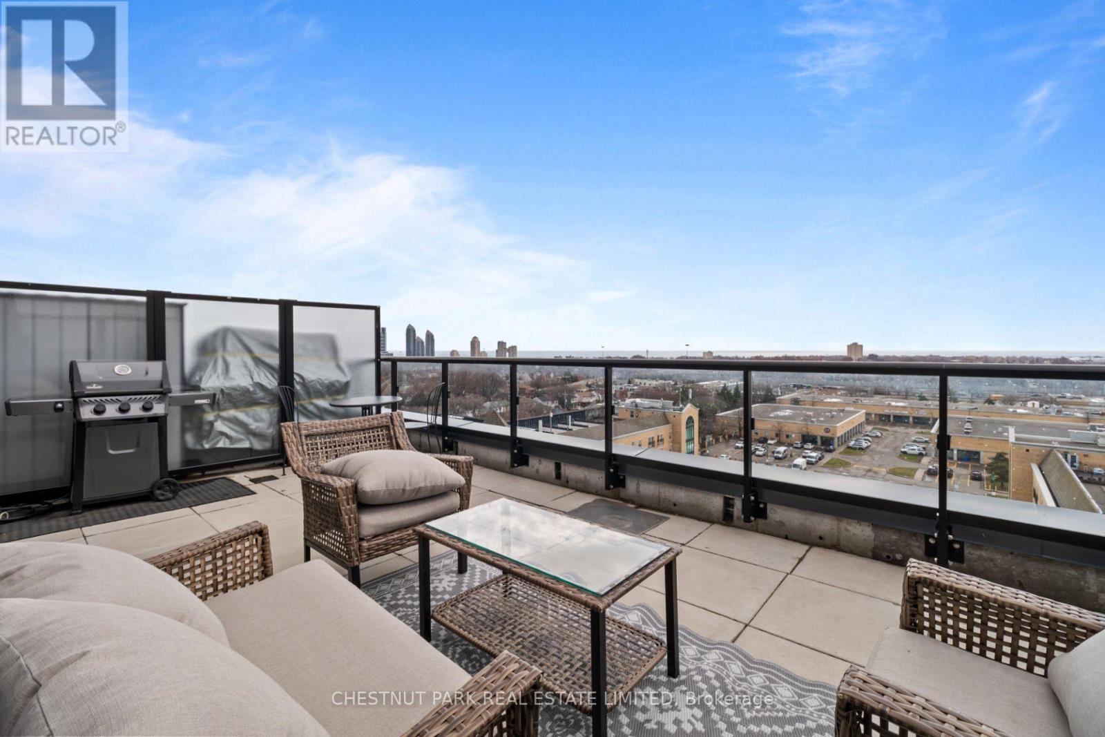 813 - 7 Smith Crescent, Toronto, Ontario  M8Z 0G3 - Photo 32 - W12973576