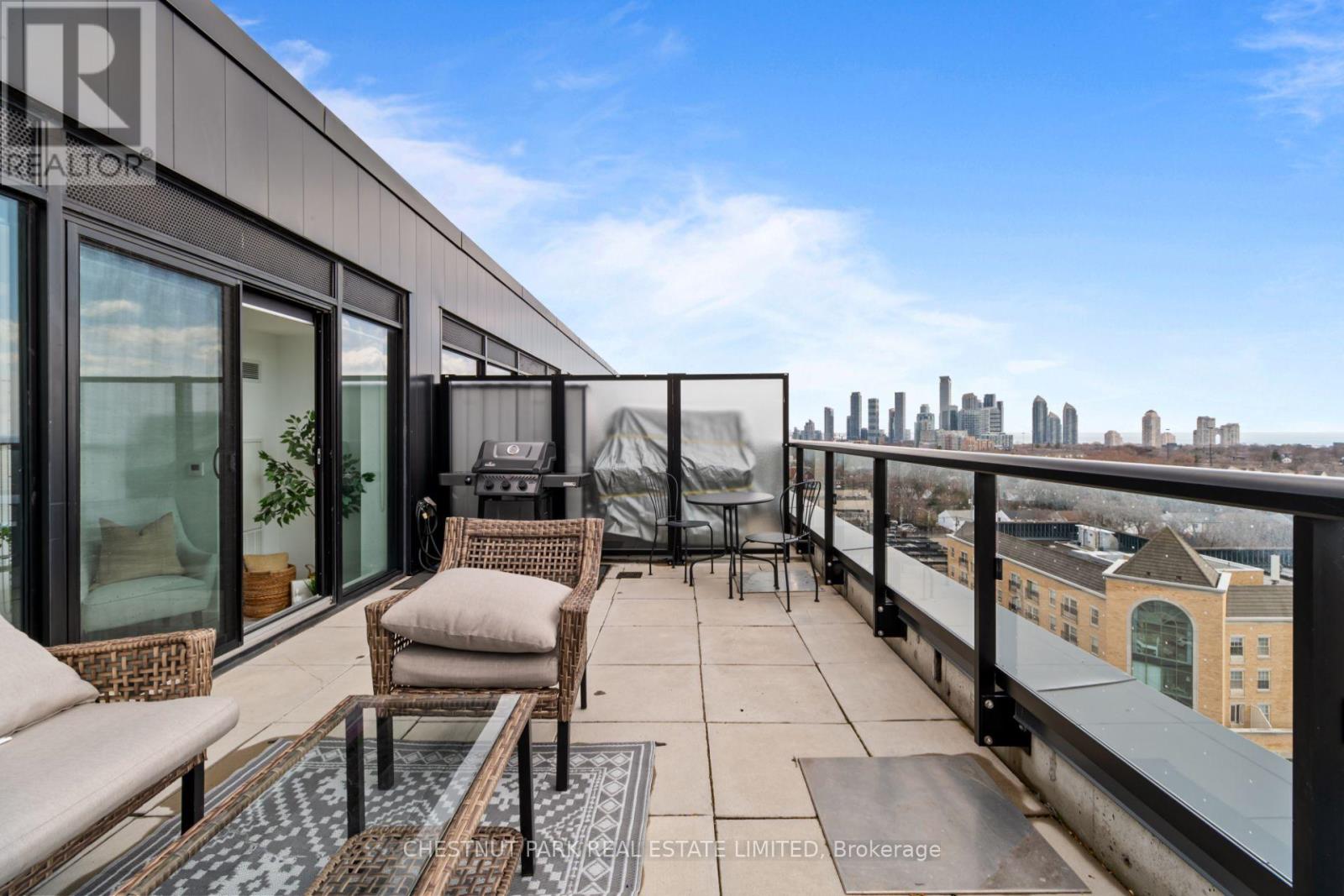 813 - 7 Smith Crescent, Toronto, Ontario  M8Z 0G3 - Photo 33 - W12973576