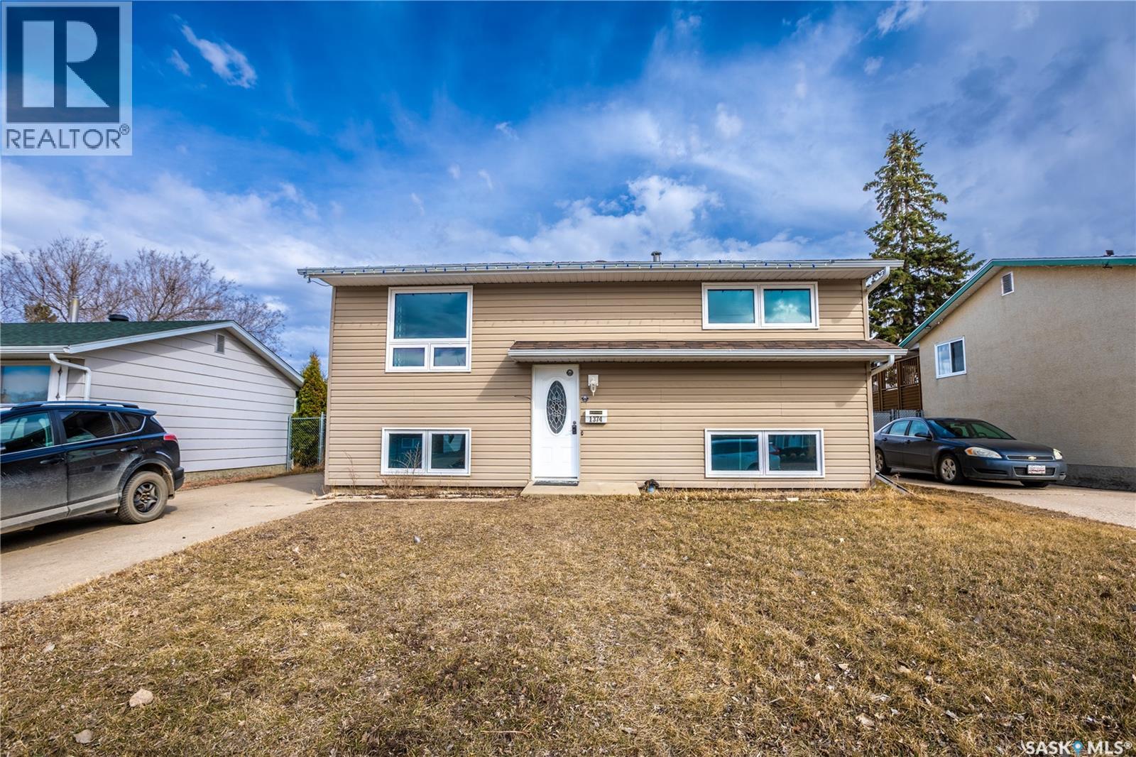 1374 Manitou CRESCENT, Moose Jaw, Saskatchewan