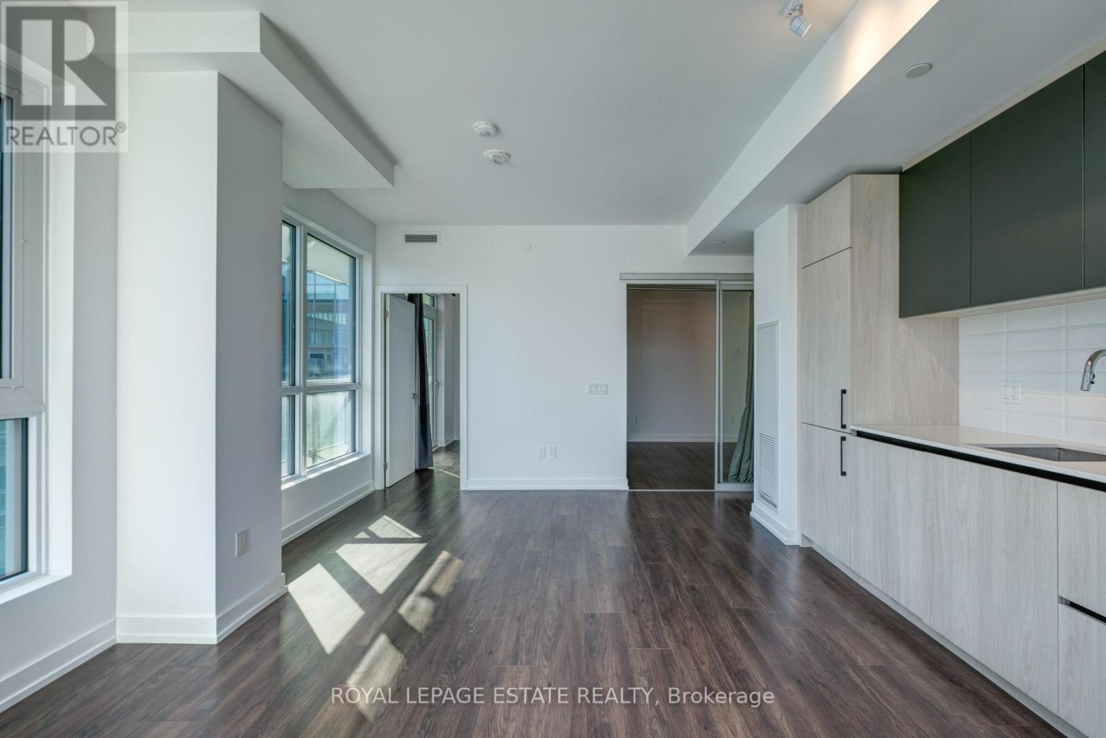 610 - 150 Logan Avenue, Toronto, Ontario  M4M 0E4 - Photo 10 - E12938554