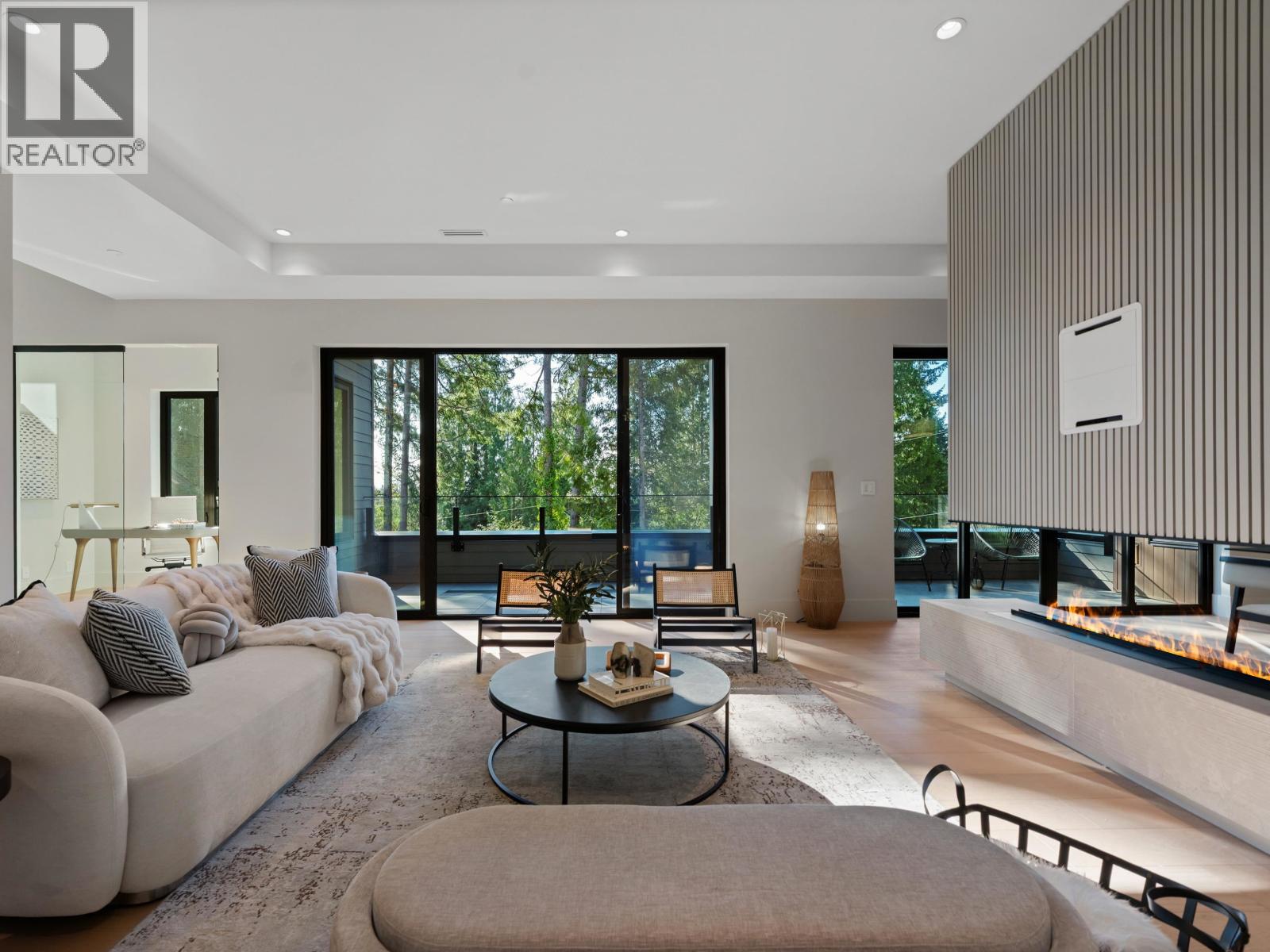 5657 Westport Road, West Vancouver, British Columbia  V7W 1V3 - Photo 3 - R3107856