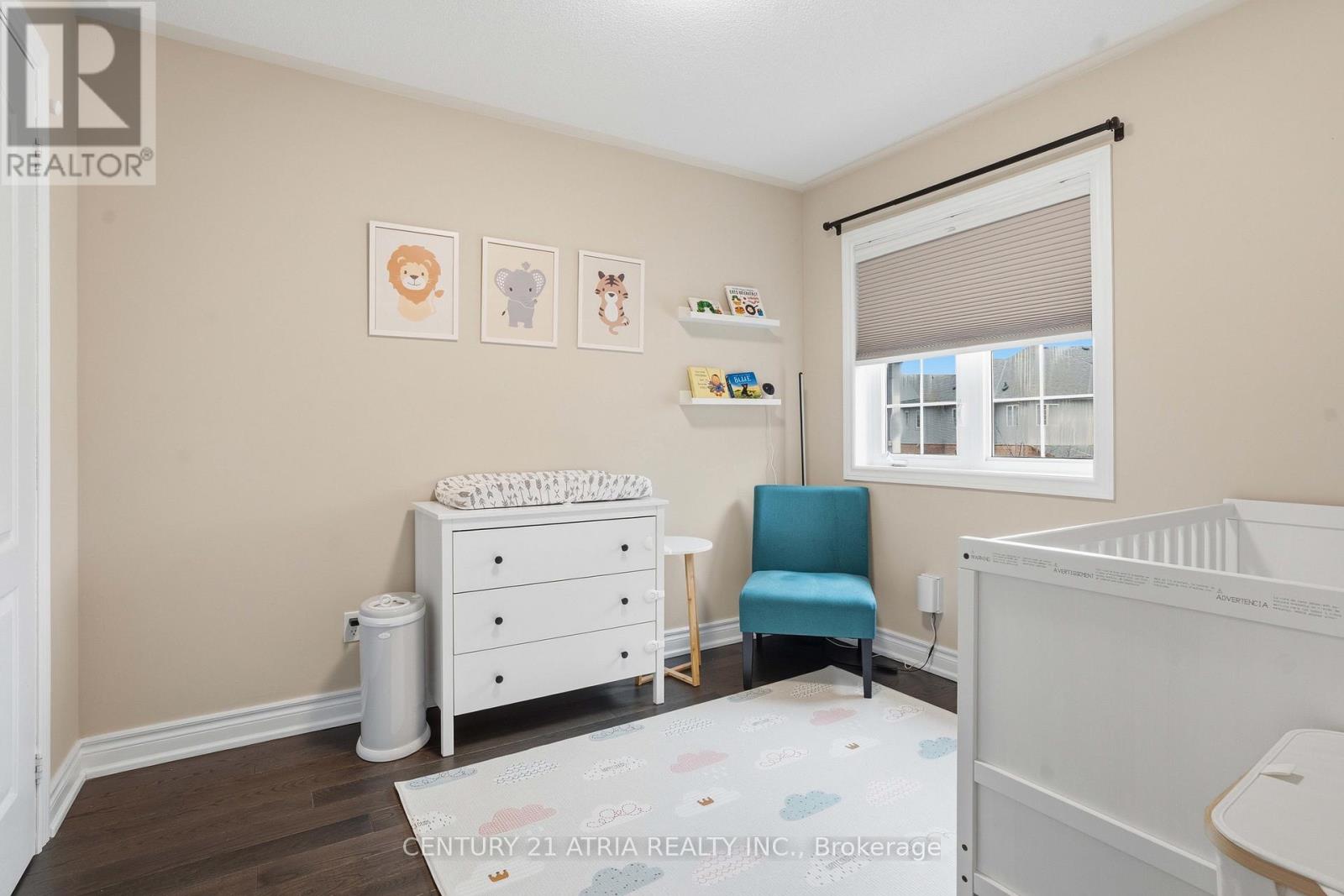 72 Dovetail Drive, Richmond Hill, Ontario  L4E 5A7 - Photo 16 - N12973302