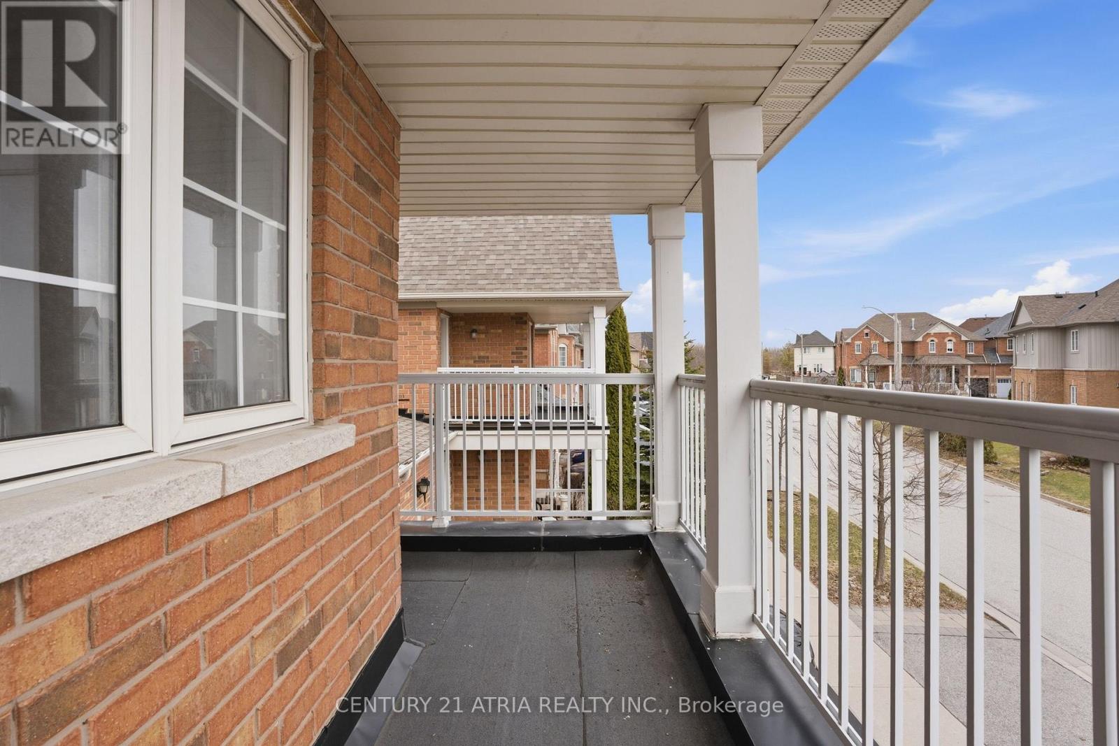 72 Dovetail Drive, Richmond Hill, Ontario  L4E 5A7 - Photo 31 - N12973302