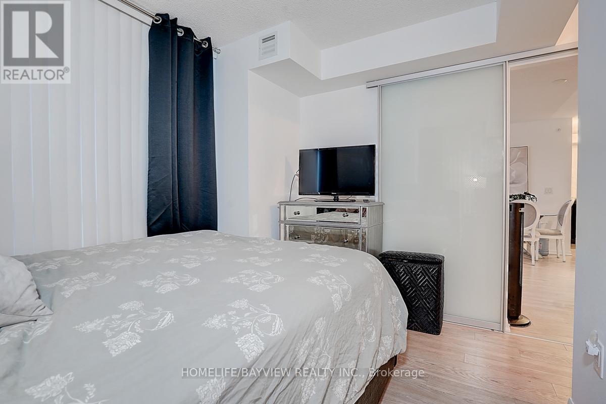 2204 - 830 Lawrence Avenue W, Toronto, Ontario  M6A 0B6 - Photo 11 - W12371761