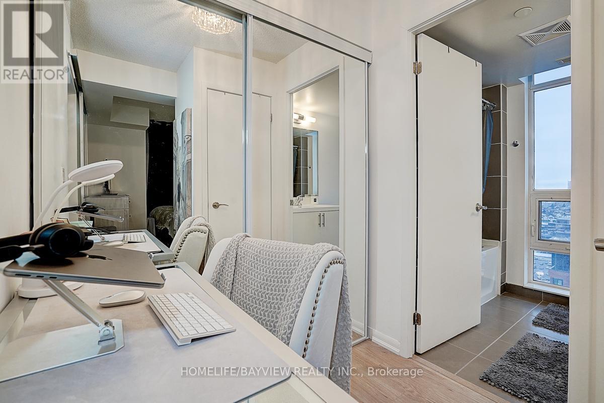 2204 - 830 Lawrence Avenue W, Toronto, Ontario  M6A 0B6 - Photo 12 - W12371761