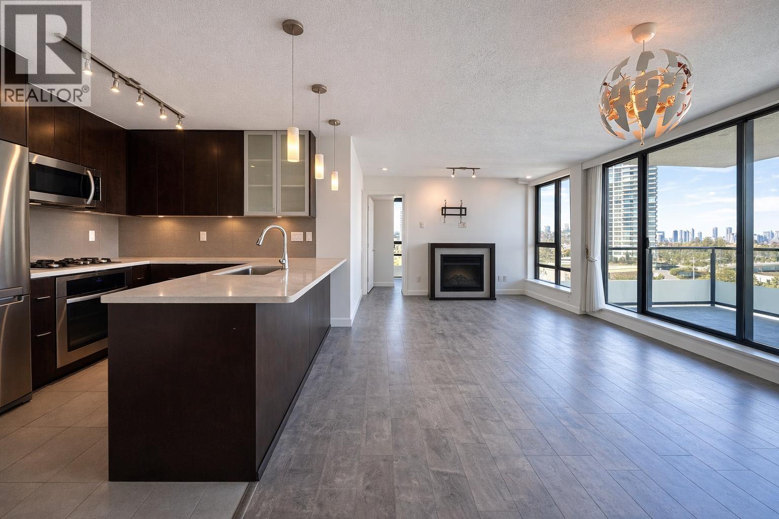 908 7325 Arcola Street, Burnaby, British Columbia  V5E 0A8 - Photo 4 - R3108599